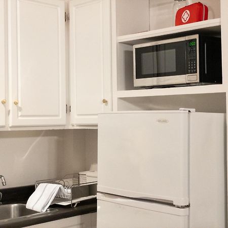 Heart Of Mtr For Memorable Experience 7Minmetro 2 Backyard Fully Equipped Villa Montreal Exterior foto