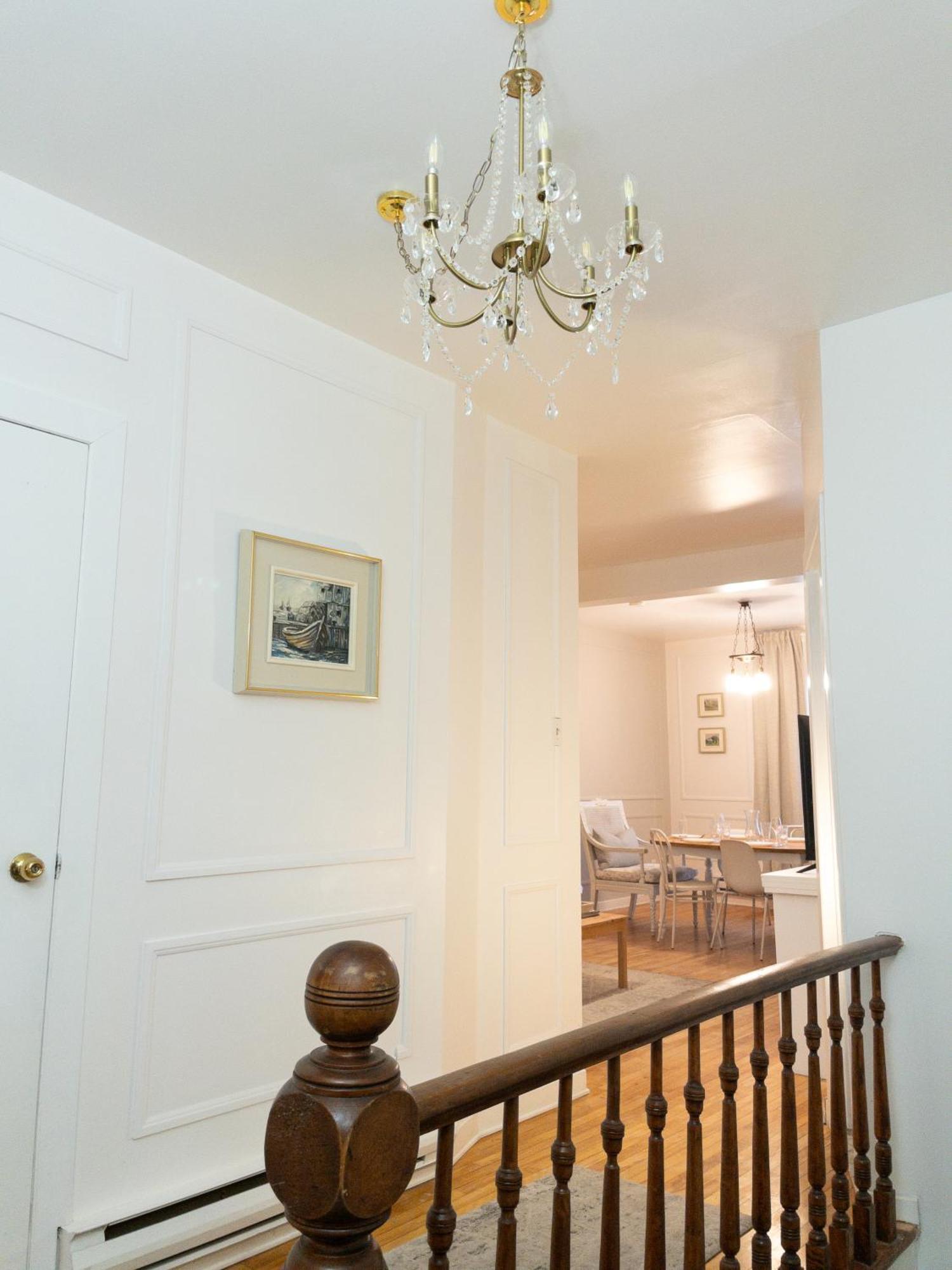 Heart Of Mtr For Memorable Experience 7Minmetro 2 Backyard Fully Equipped Villa Montreal Exterior foto